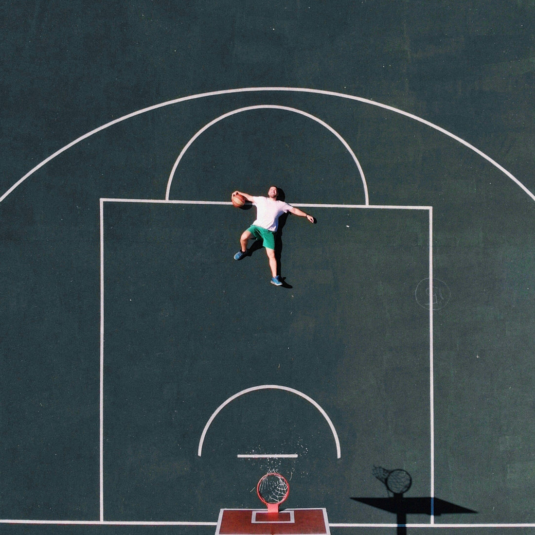 The Science of the "Whole Man": Insights from the Future of Sport Psychology.