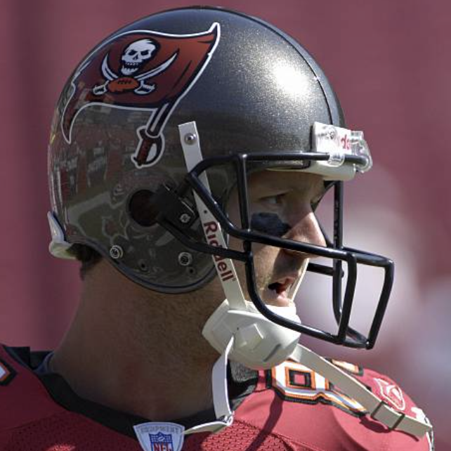 EP 30. From the NFL to male hormone entrepreneur: Chas Gessner on a safe approach to testosterone therapy.